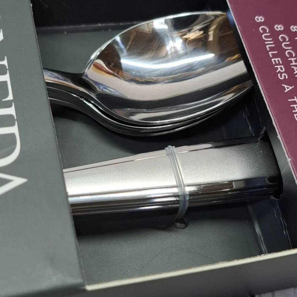 Oneida Stainless Jordan Set Of 8 Tea‎ Spoons Boxed H0011008B